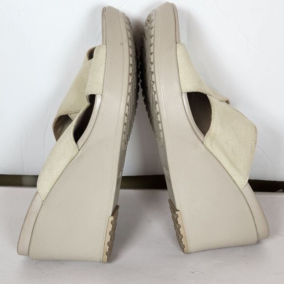 Crocs Wedge Sandal Crocs Leigh II XStrap‎ Wedge Beige beach vacation Size 9 - Picture 6 of 9